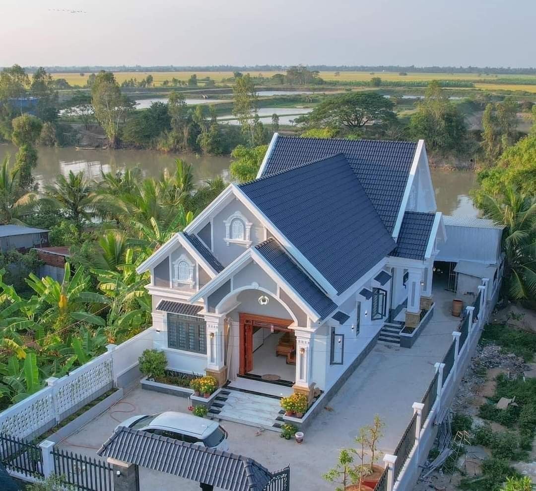 Lựa chọn vật liệu xây dựng nhà mái Thái bền vững